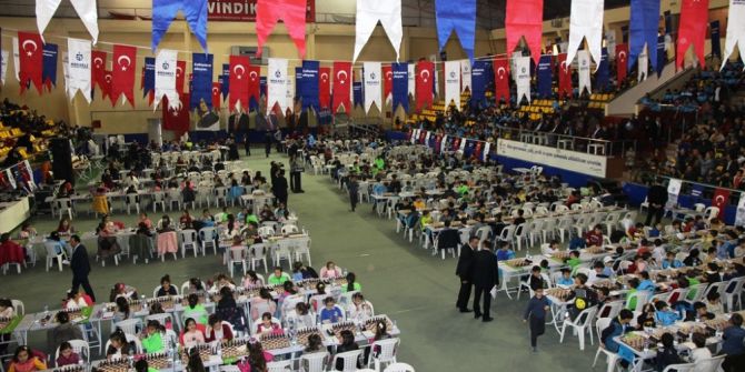 Satranç Şampiyonasına Yoğun İlgi