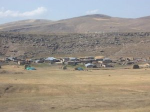 Ağrı Akçevre Köyü