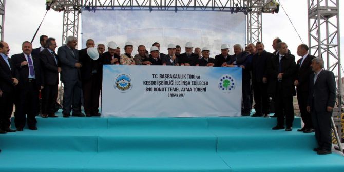 Esnaflar İçin Yaptırılan 840 Konutun Temeli Atıldı