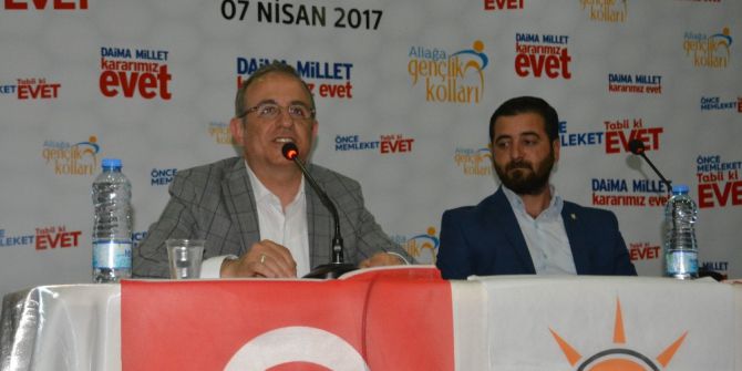 Ak Partili Sürekli Gençlere Referandumu Anlattı