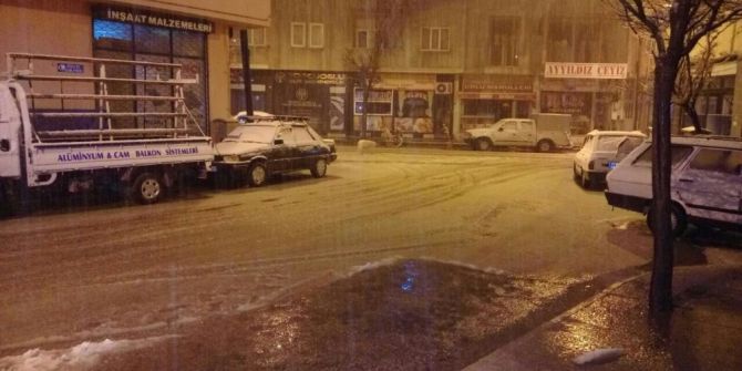 Kahramanmaraş’ta Nisan Ayında Kar Sürprizi