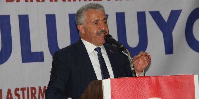 Ulaştırma Bakanı Arslan: ’’Bu Millet Kimi Denize Dökeceğini, Kimin Arkasından Gideceğini Çok İyi Biliyor’’