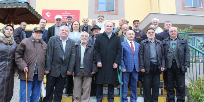 Bakan Faruk Özlü, Huzurevi Sakinleri İle Kahvaltı Yaptı