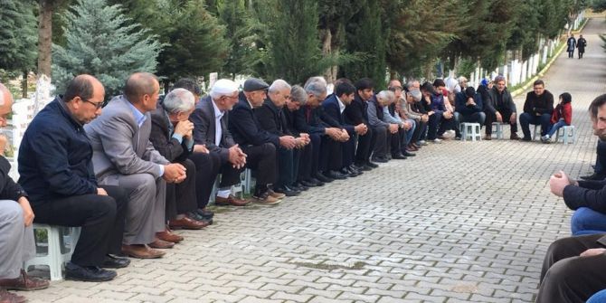 Osmaneli Eski Belediye Başkanı Çetintaş Mezarı Başında Anıldı