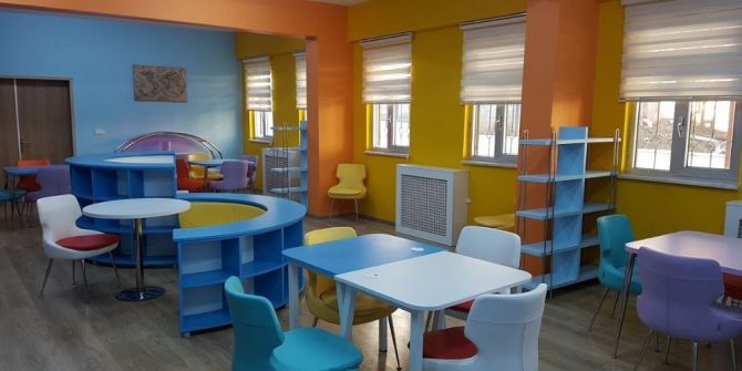 Barış Ortaokuluna Yeni Z Kütüphane