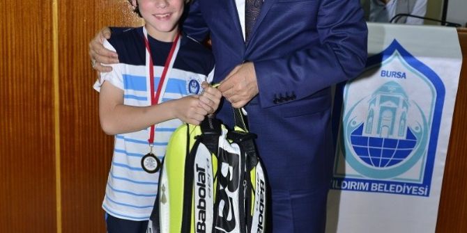 Yıldırımlı Tenisçilerden Çifte Zafer