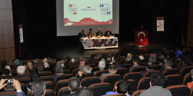 Diyarbakır’da Hukukçular Yeni Anayasa Değişikliğini Anlattı
