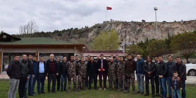 Kaymakam Erdem, Polis Ve Aileleri İle Piknikte Buluştu