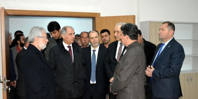 Orhaneli Modern Yüksekokul Binasına Kavuşuyor