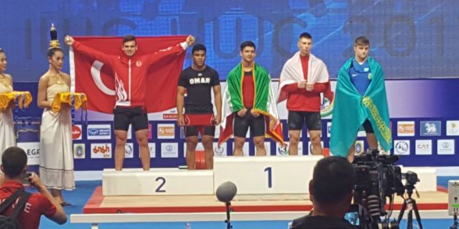 Yıldızlar Halterde Tolga Bakıcı Koparmada Dünya İkincisi