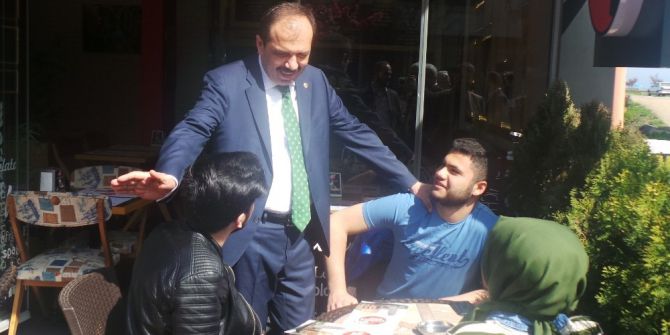 Ak Parti Trabzon Milletvekilleri Referandum Çalışmalarını Sürdürüyor