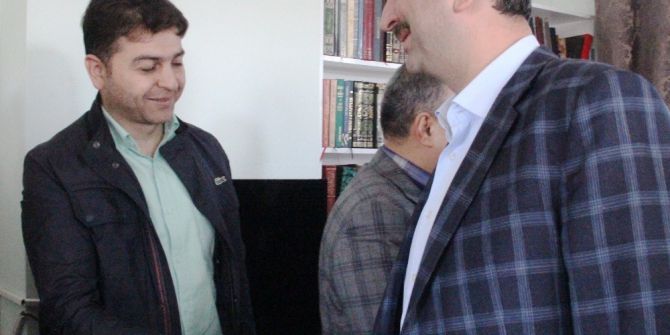 Ak Parti Genel Sekreteri Abdülhamit Gül’den Haznevilliler Derneğine Ziyaret