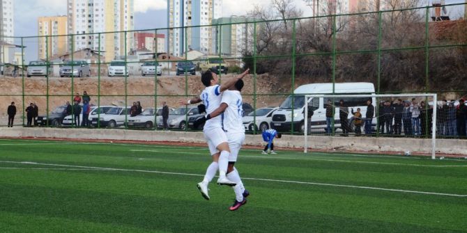 Yeşilyurt Belediyespor Sezonu İkinci Sırada Tamamladı