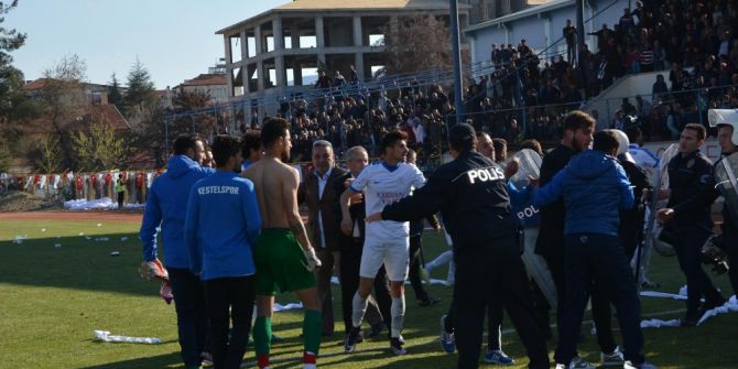 Süper Amatör Lig Play-off Maçında Arbede