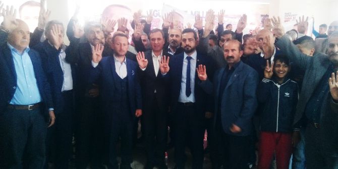 Dolunay Partisi’nden İstifa Ederek Ak Parti’ye Katıldılar