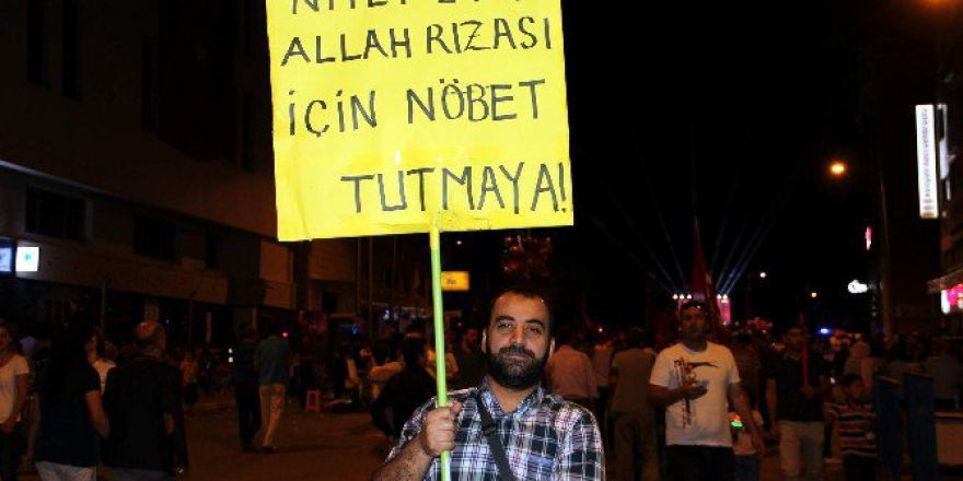 Nevşehir’de Demokrasi Nöbeti Tutmaya