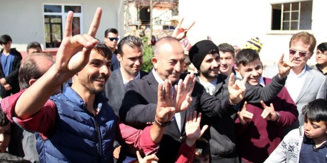 Bakan Çavuşoğlu, Alanya’nın Kırsal Mahallerinde Vatandaşlarla Buluştu