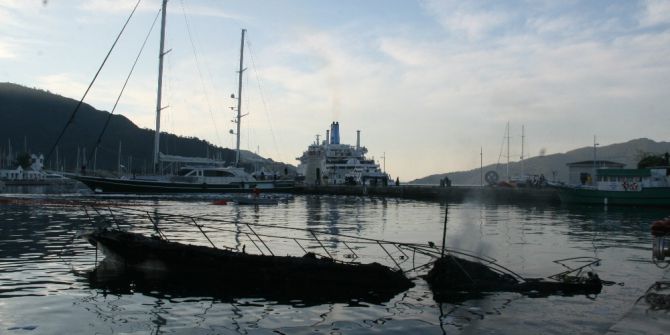 Marmaris’te Yat Yangını: 1 Ölü 2 Yaralı