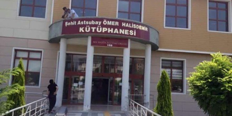 Kütüphaneye ’Şehit Astsubay Ömer Halisdemir’in Adı Verildi