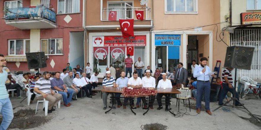 Osmangazi Mahallesi Sakinleri Demokrasi Şehitleri İçin Mevlit Okuttu