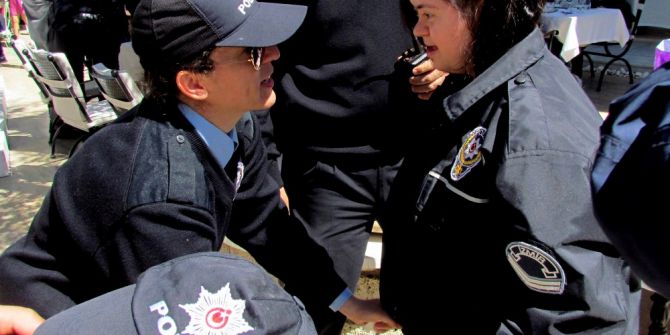 Çeşme Polisinden Özel Çocuklara Sürpriz