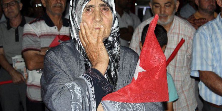 Hüzünlü Demokrasi Nöbeti