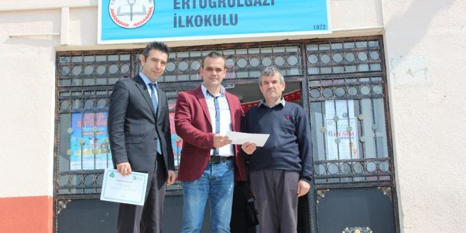 Çevre Gönüllüsüne Belediyeden Teşekkür