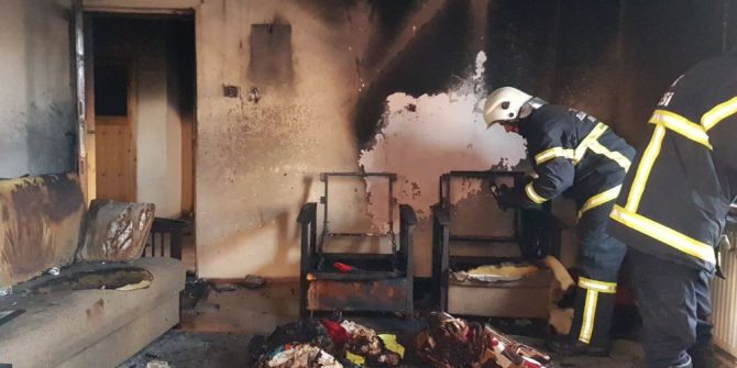 3 Yaşındaki Çocuk Yangından Son Anda Kurtarıldı