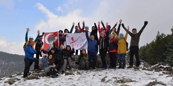 Başkan Yağcı Ve Eşi Fatma Yağcı Bidos İle Doğa Yürüyüşü Yaptı