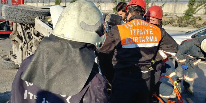 Yaralı Sürücüye Bagajdan Girerek Müdahale Ettiler