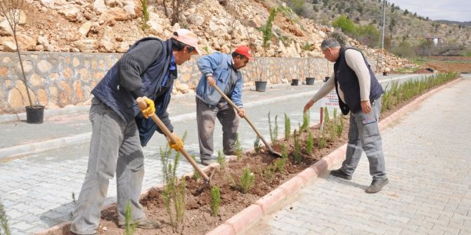 Gölbaşı’na Bahar Süsü