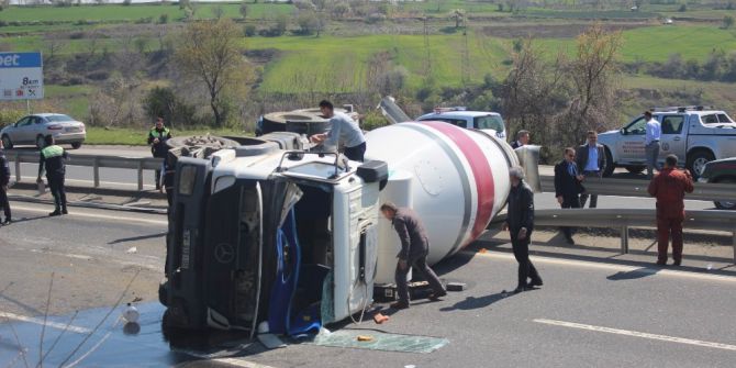 Tekirdağ’da Beton Mikseri Devrildi: 1 Yaralı