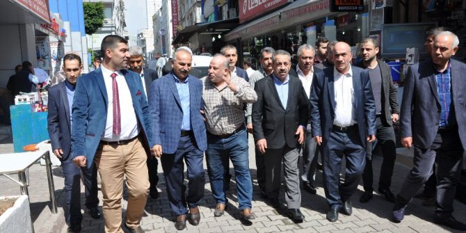 Dinçer; "Zafer Çarşısı 100 Yıl Daha Hizmet Verecek Şekilde Dönüştürülmeli"