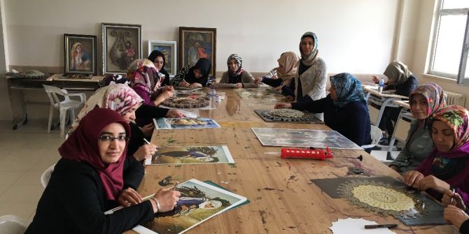 Rölyef Kursları Aile Bütçesine Katkı Sağlıyor