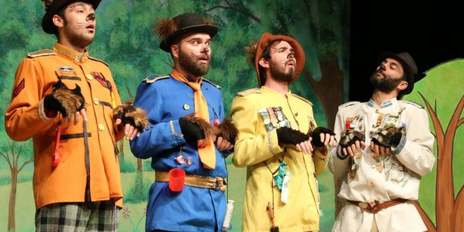 Çocuklar ’Kırmızı Şapkalı Kurt’ İle Tanıştı