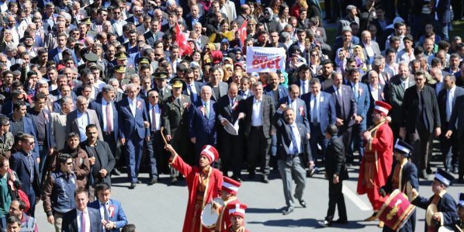 Şanlıurfa’da 11 Nisan Coşkusu Kortej Yürüyüşüyle Devam Etti