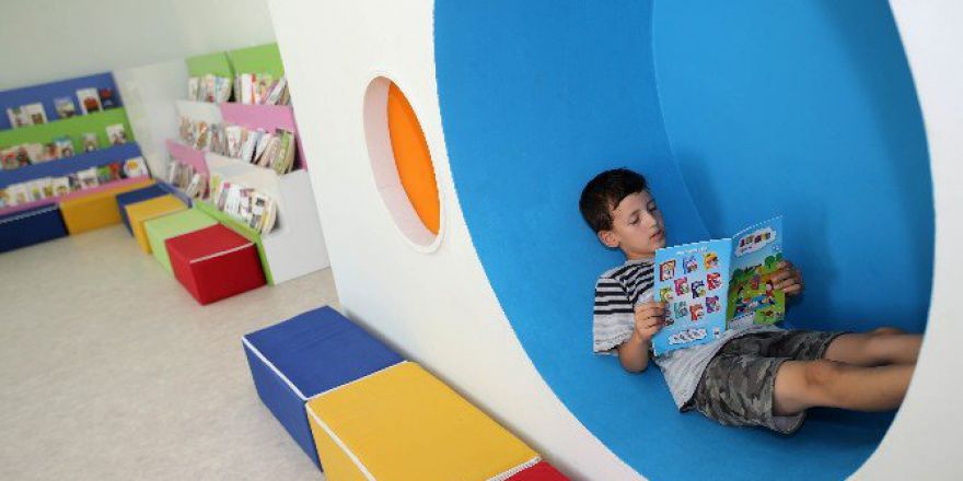 Çocukların Tatili Kitaplarla Renklendi