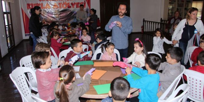 Kuşadası Belediyesinden Kukla Atölyesi Etkinliği