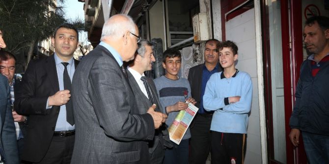 Erdoğan Ve Tahmazoğlu Delbes Mahallesini Ziyaret Etti