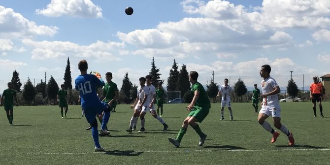 Akhisar Belediyespor’un Gençleri, Alanyaspor’a Diş Geçiremedi