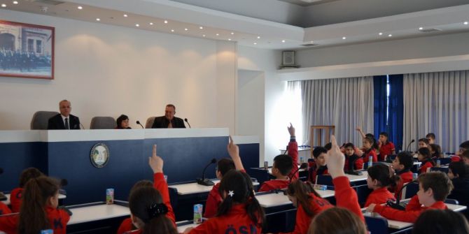 Başkan Kayda’dan Öğrencilere Yerel Yönetimler Dersi