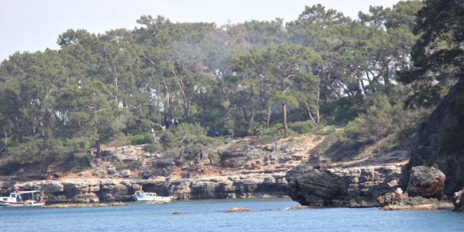 Alacasu Koyunda Korkutan Yangın