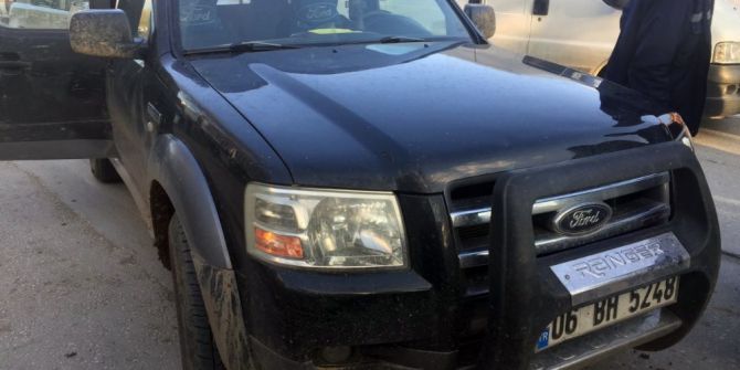 Okul Çıkışında Yolun Karşısına Geçerken Kamyonet Çarptı