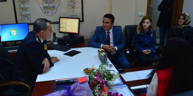 Kozlu Gençlik Merkezi Türk Polisinin Yanında