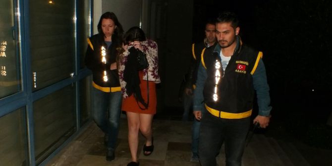 Yat Yangınında Gözaltına Alınan İngiliz Sevgililer Adliyeye Sevk Edildi