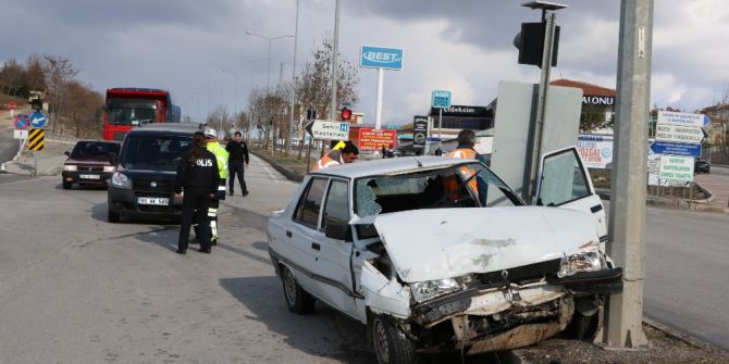 Yozgat’ta İki Ayrı Trafik Kazası: 1 Yaralı