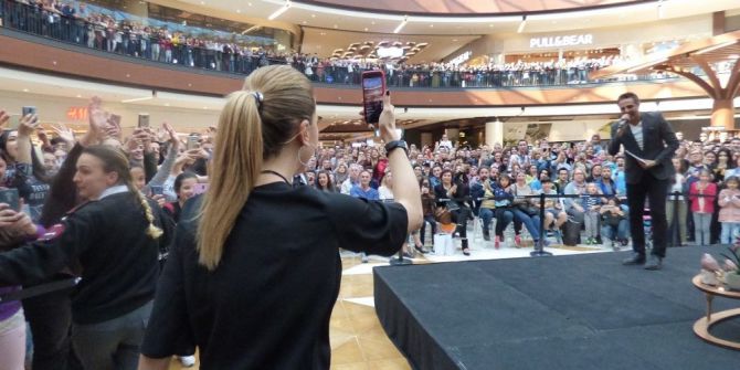 Ivana Sert Ve Hakan Akkaya’dan Moda Dolu Etkinlik