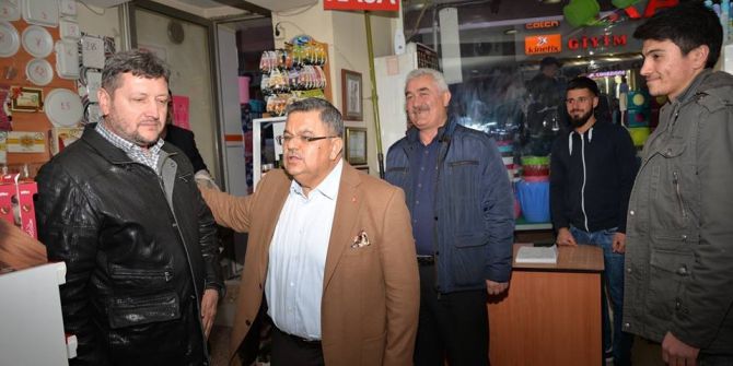 Başkan Yağcı, Esnafı Gezerek ‘Hayırlı İşler’ Diledi