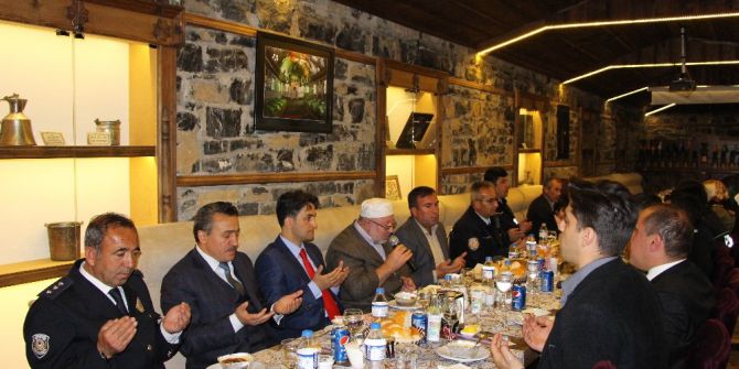 Başkan Tutal, Polislerle Yemekte Bir Araya Geldi