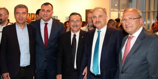 Brhd 47’nci Yıl Büyük Sergisi Çsm’de Açıldı